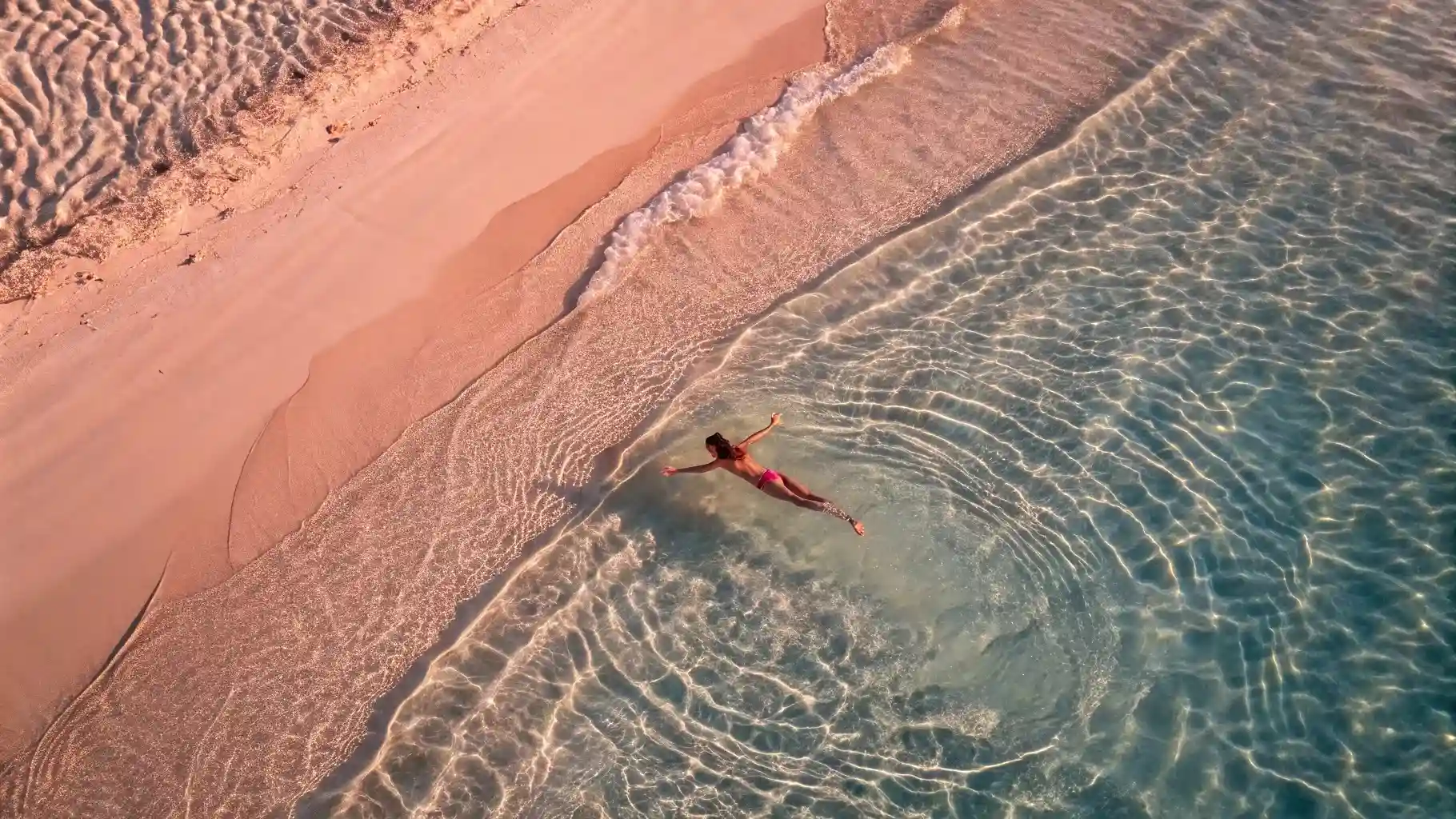 Pink Beach Komodo: A 2026 Visitor Guide