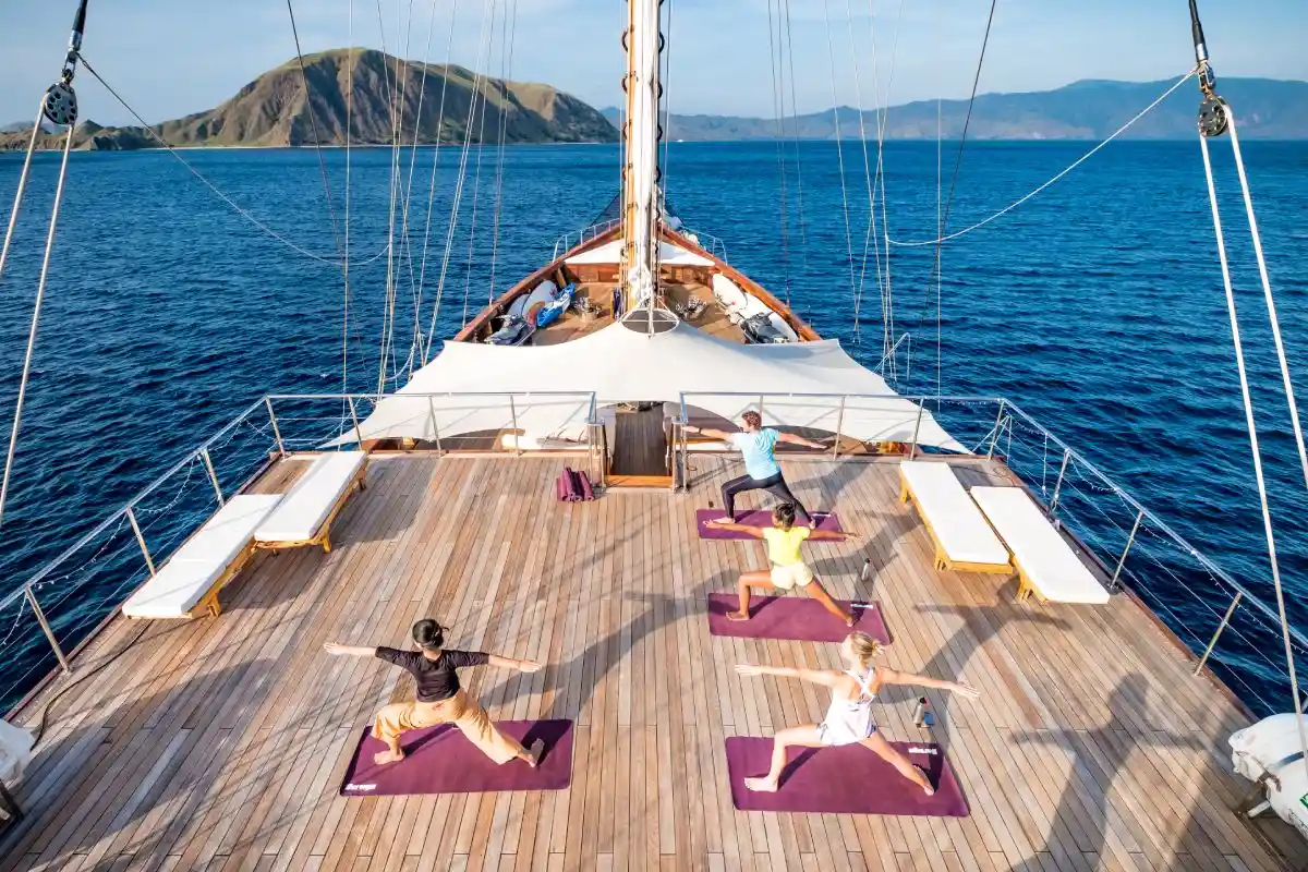 Wellness Komodo Liveaboard 2027: How Slow Travel Changes the Sailing Trip