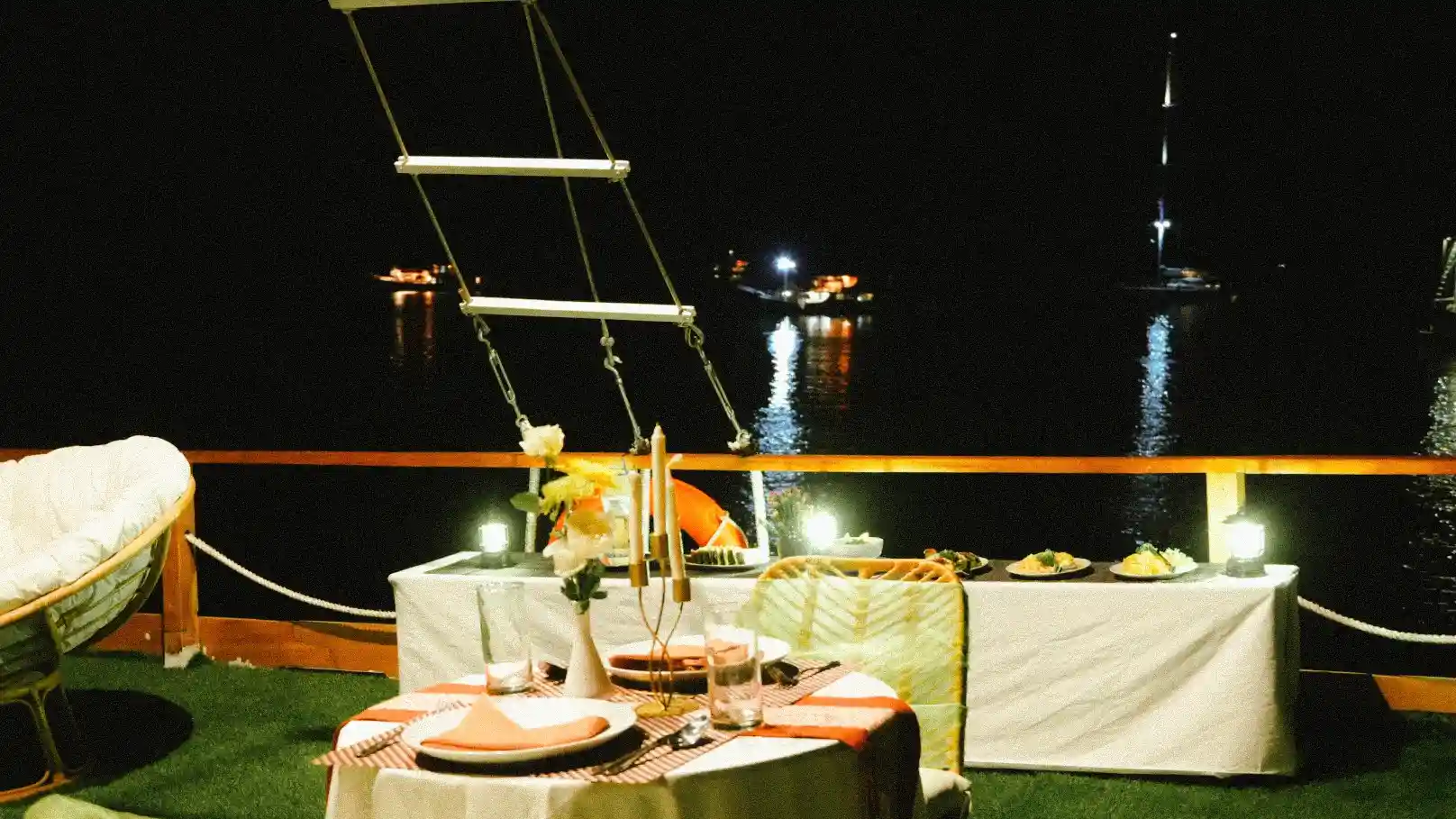 What Happens on the Night of a Komodo Liveaboard?